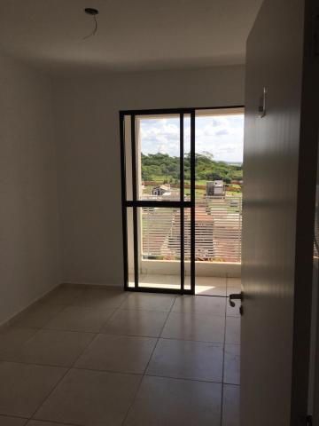 Alugar Apartamentos / Apartamento em Bonfim Paulista. apenas R$ 1.000,00