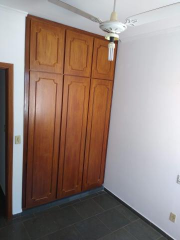 Alugar Apartamentos / Apartamento em Ribeirão Preto R$ 1.100,00 - Foto 10