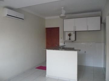 Alugar Apartamentos / Apartamento em Ribeirão Preto R$ 1.000,00 - Foto 4
