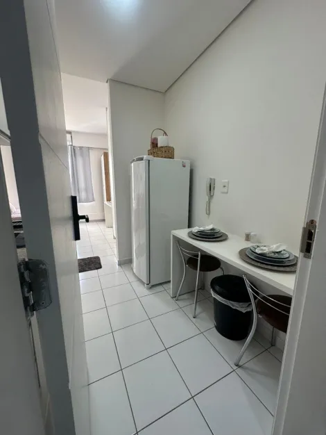 Apartamentos / Apartamento em Ribeirão Preto Alugar por R$1.300,00