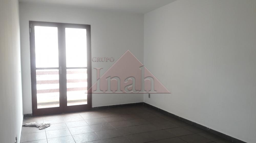 Alugar Apartamentos / Apartamento em Ribeirão Preto R$ 800,00 - Foto 2