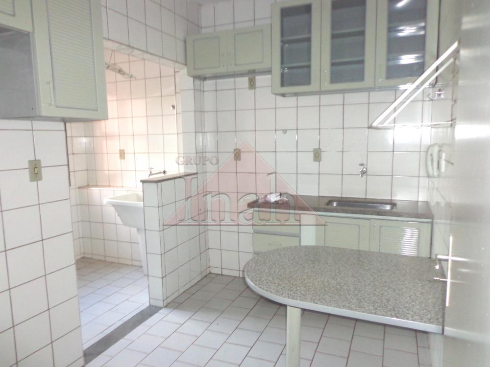Alugar Apartamentos / Apartamento em Ribeirão Preto R$ 750,00 - Foto 1