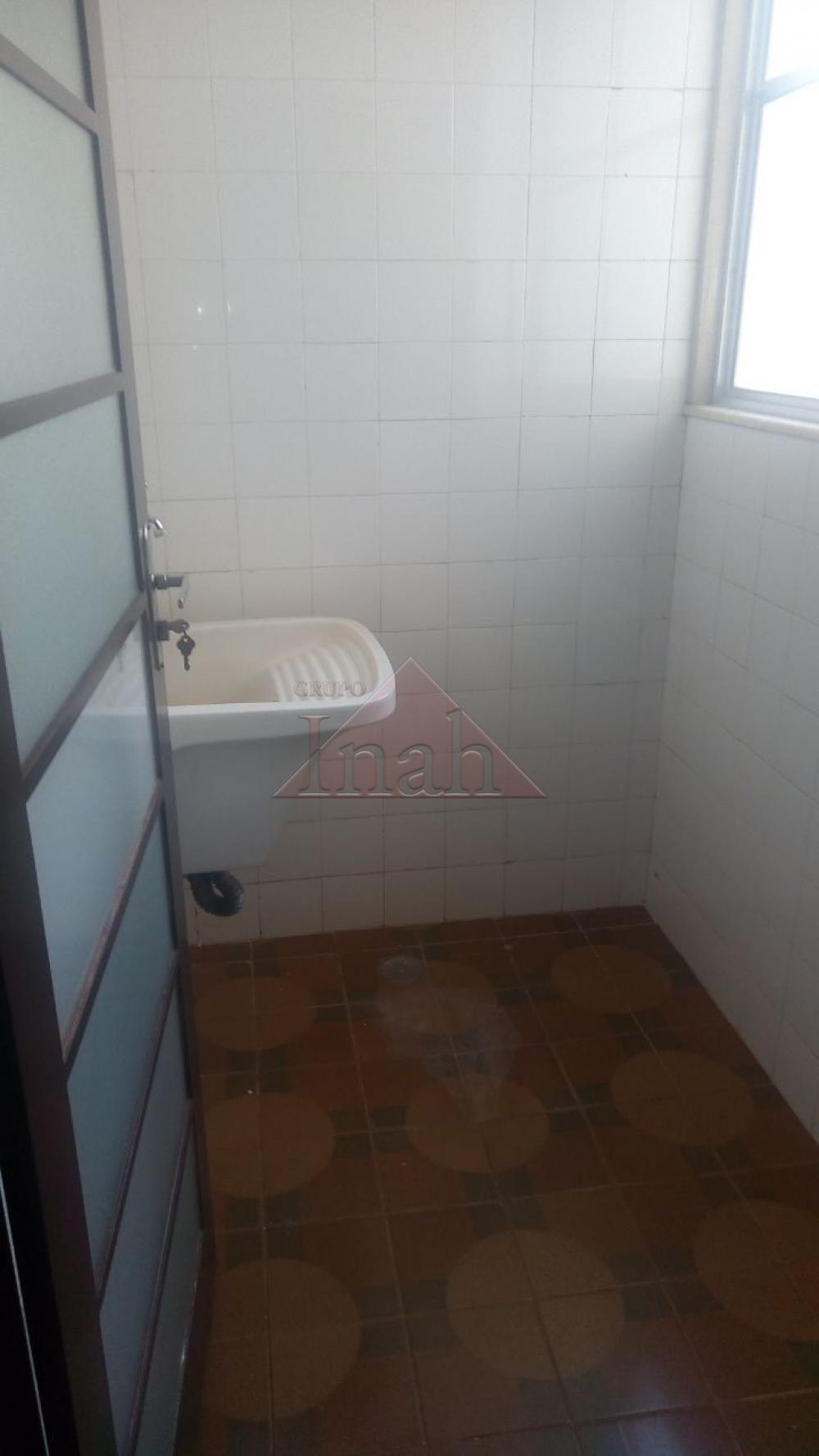 Alugar Apartamentos / Apartamento em Ribeirão Preto R$ 900,00 - Foto 2