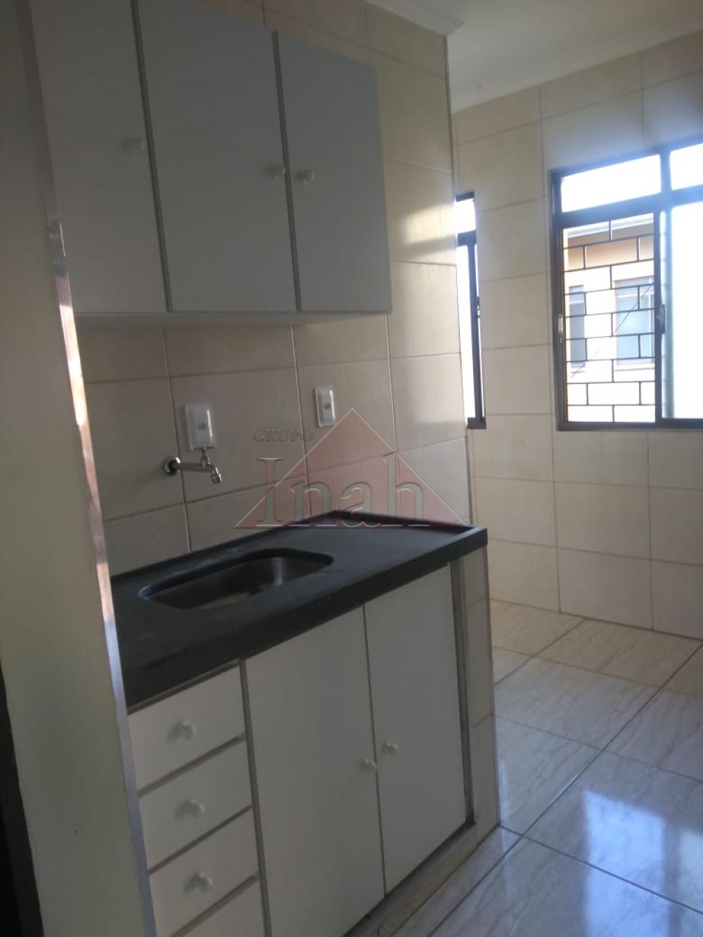 Alugar Apartamentos / Apartamento em Ribeirão Preto R$ 900,00 - Foto 8