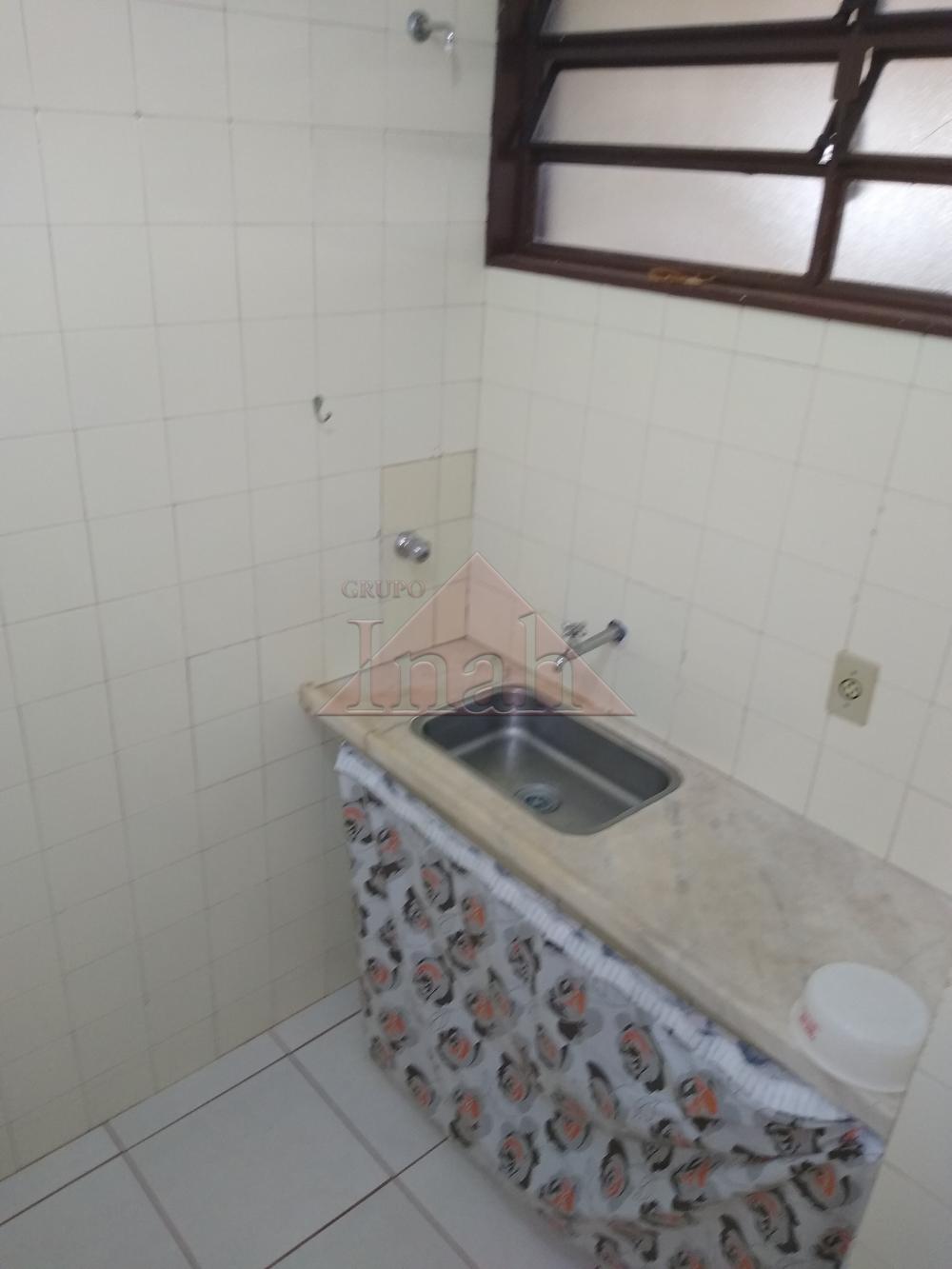 Alugar Apartamentos / Apartamento em Ribeirão Preto R$ 550,00 - Foto 3
