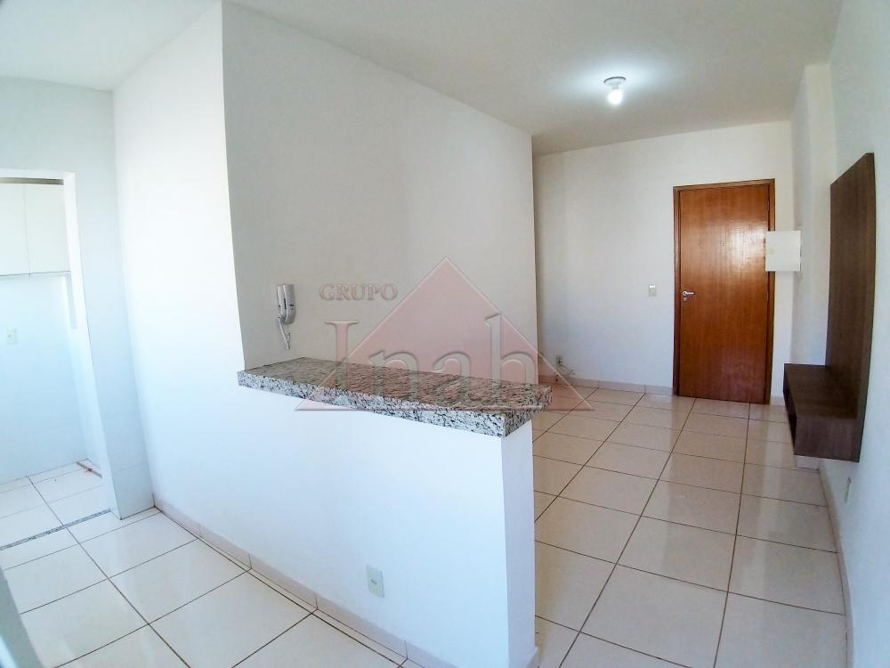 Alugar Apartamentos / Apartamento em Ribeirão Preto R$ 900,00 - Foto 3