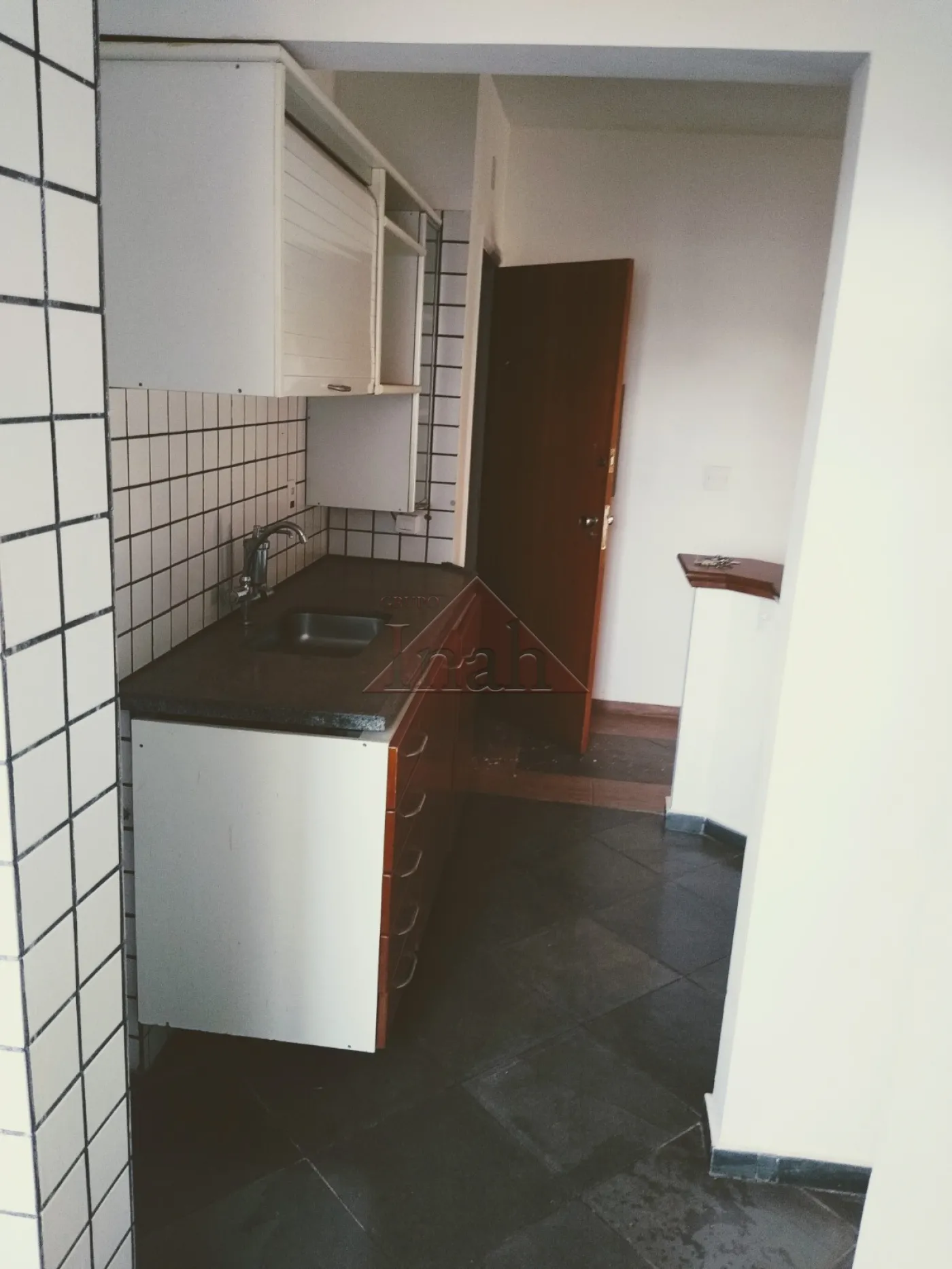 Alugar Apartamentos / Apartamento em Ribeirão Preto R$ 950,00 - Foto 6