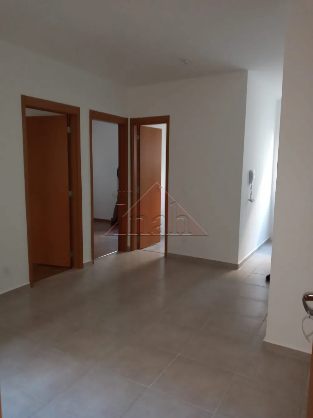 Comprar Apartamentos / Apartamento em Ribeirão Preto R$ 120.000,00 - Foto 1