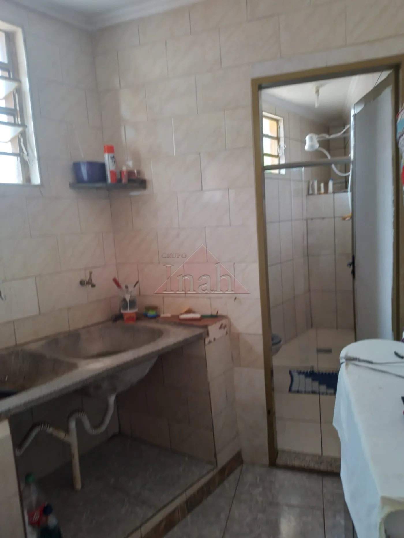 Alugar Casas / Casa em Ribeirão Preto R$ 1.600,00 - Foto 11