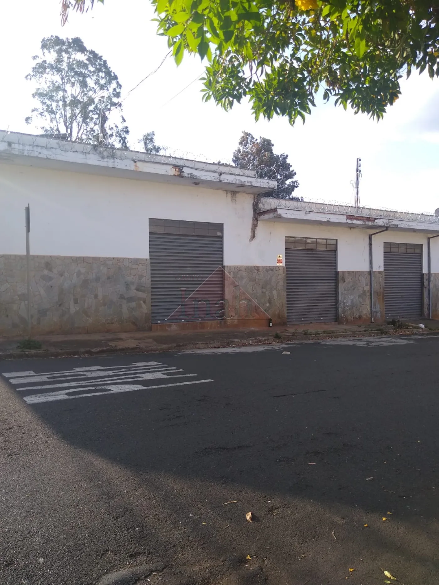 Alugar Comerciais / Salão em Ribeirão Preto R$ 2.000,00 - Foto 2