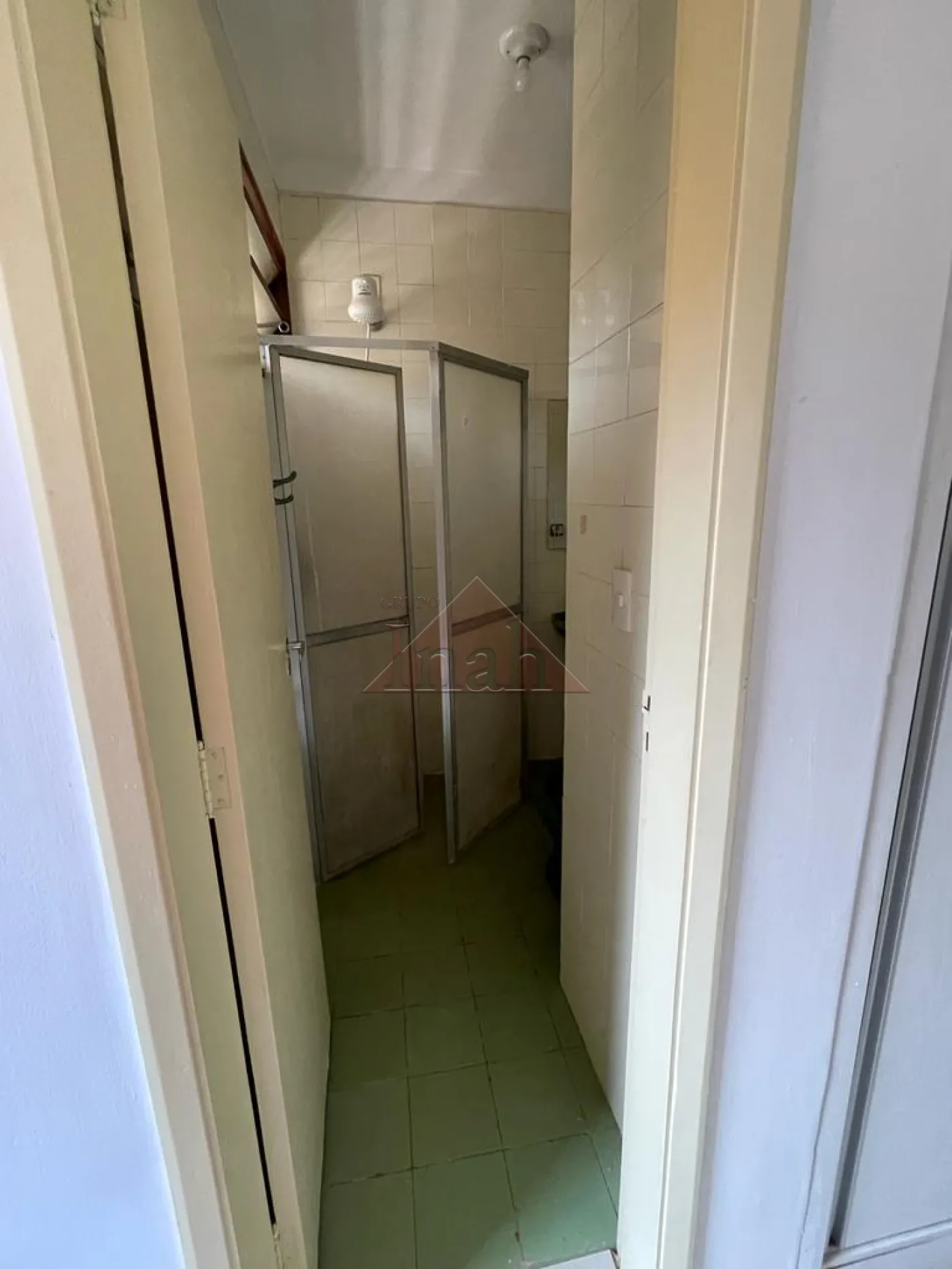 Alugar Apartamentos / Kitchnet em Ribeirão Preto R$ 700,00 - Foto 2