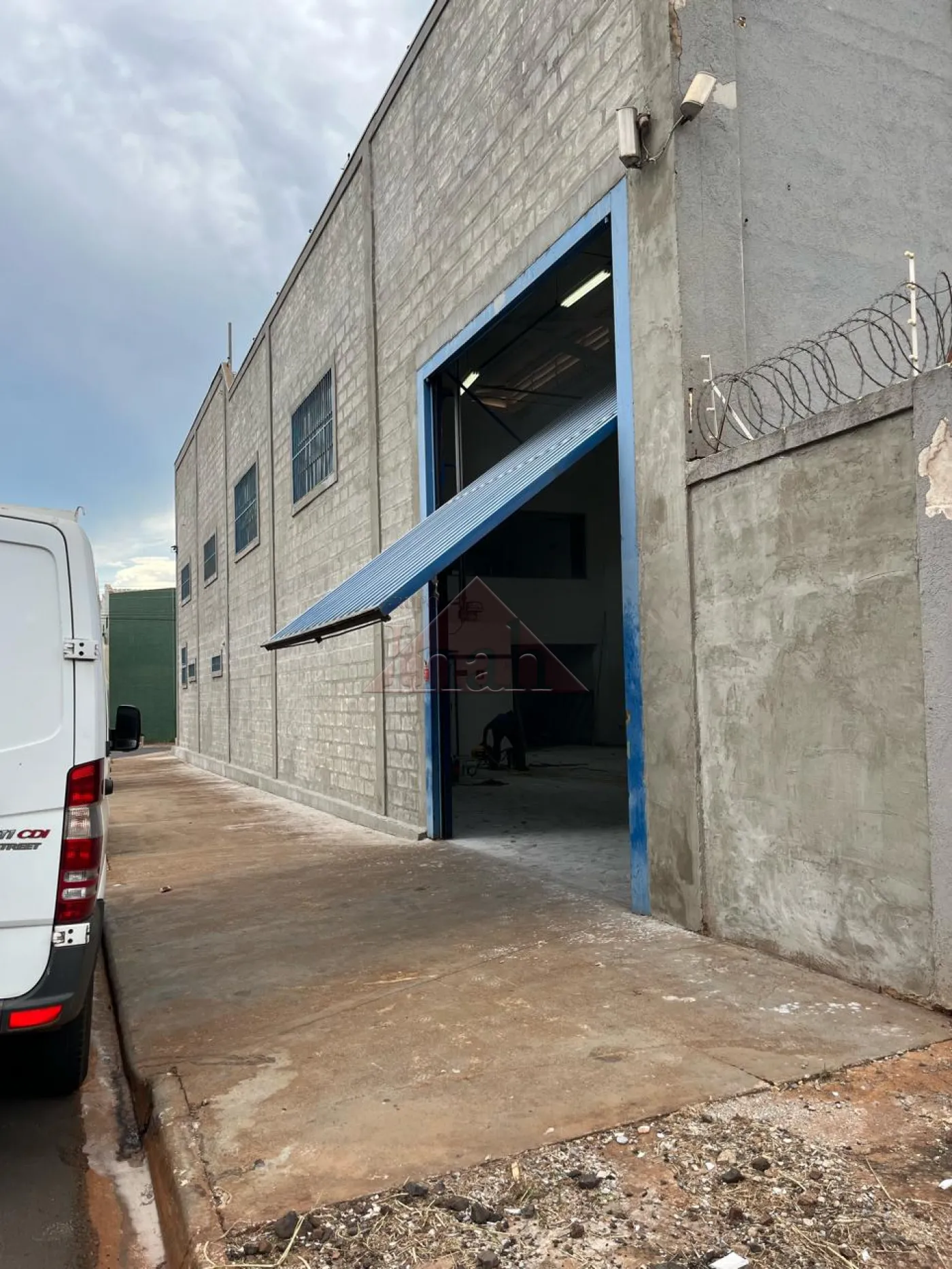 Alugar Comerciais / GALPÃO em Ribeirão Preto R$ 6.400,00 - Foto 3