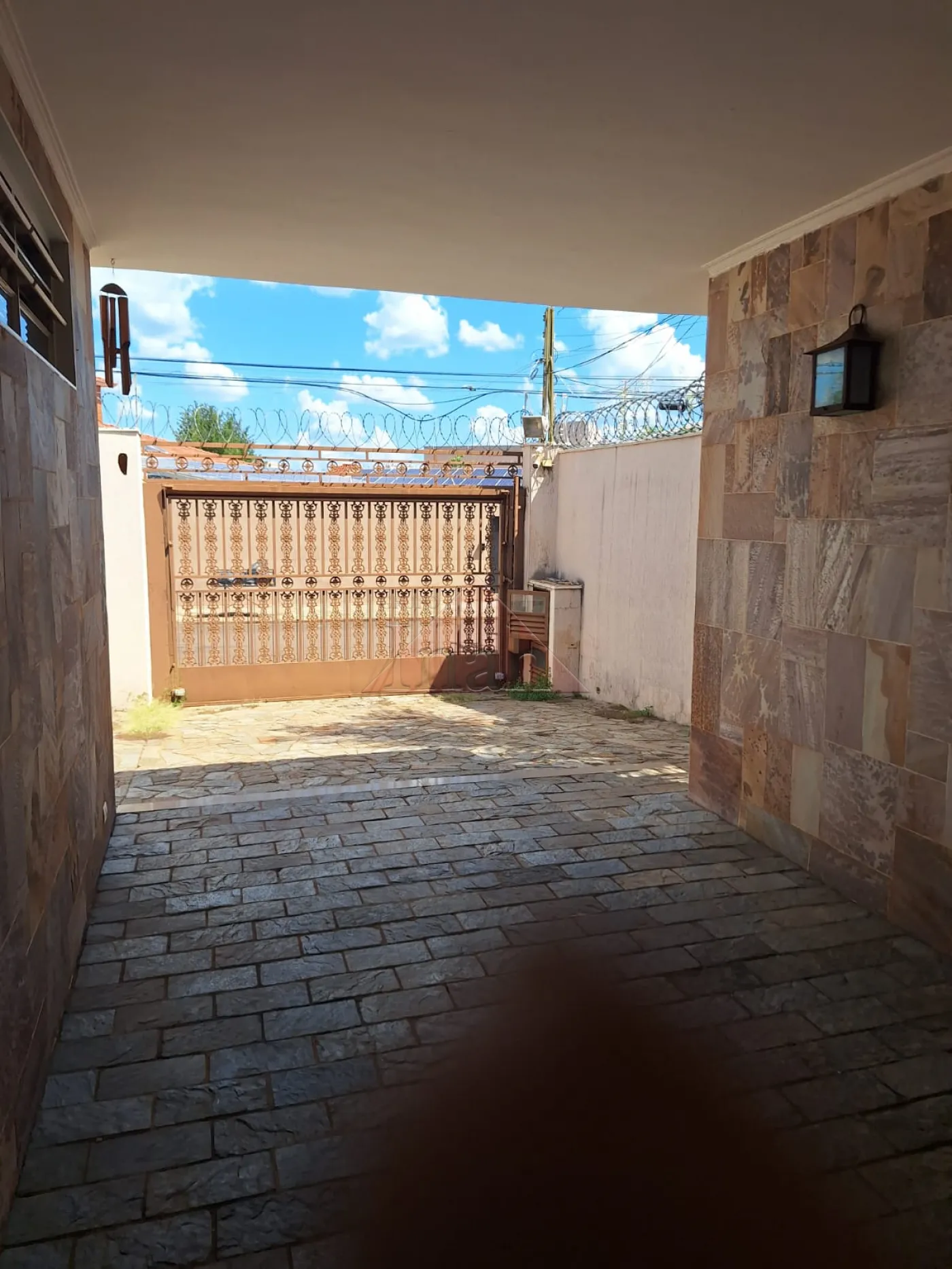 Alugar Casas / Casa em Ribeirão Preto R$ 5.000,00 - Foto 3