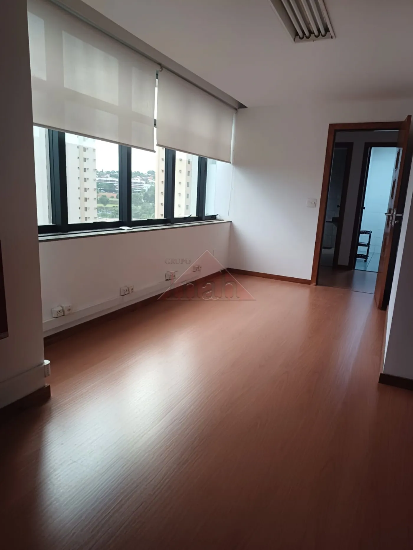 Alugar Comerciais / Sala em Ribeirão Preto R$ 4.150,00 - Foto 3