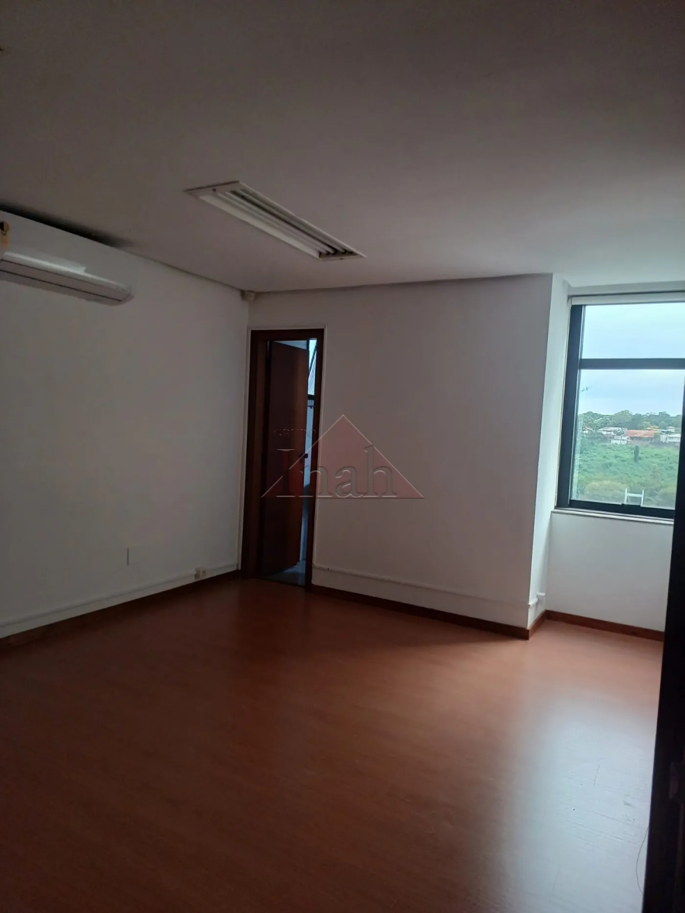 Alugar Comerciais / Sala em Ribeirão Preto R$ 4.150,00 - Foto 8