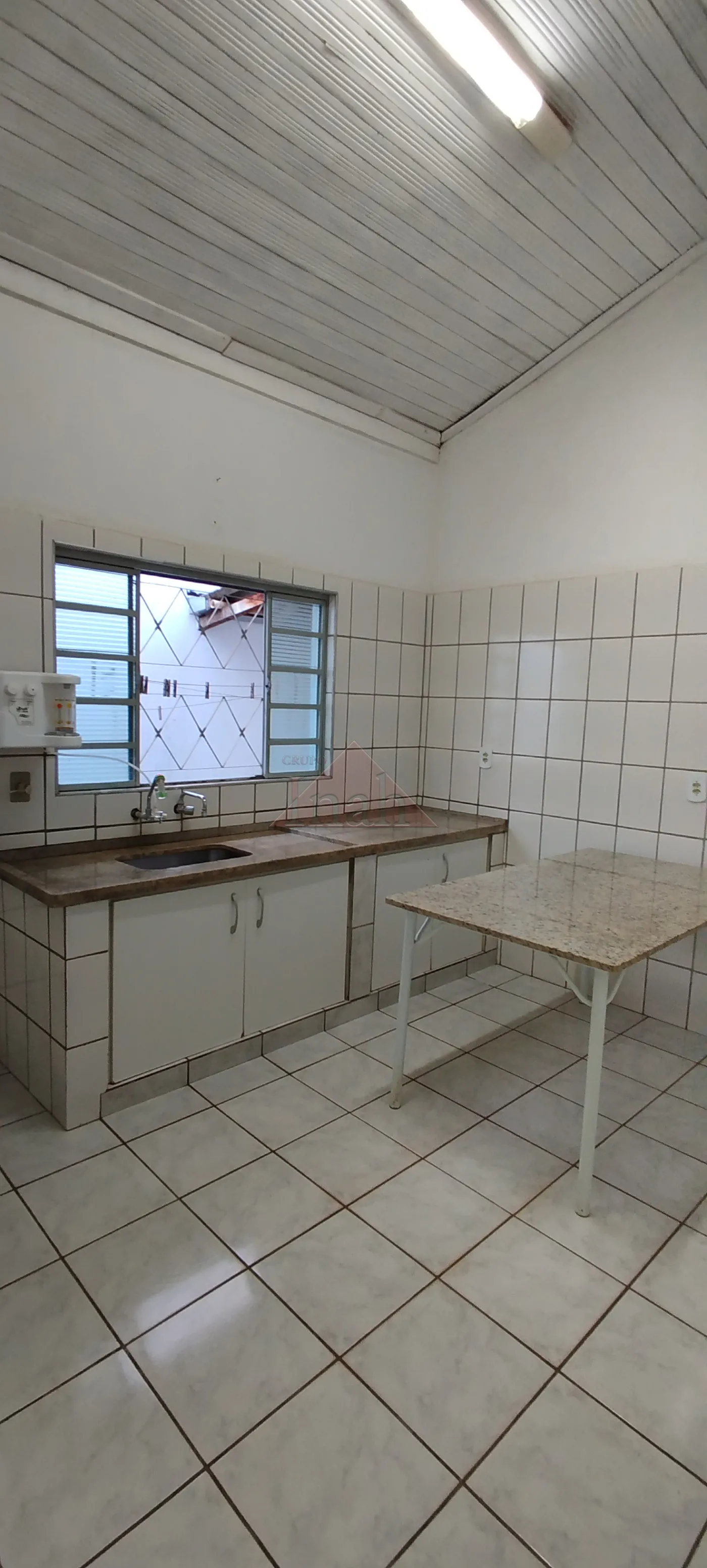 Alugar Casas / Casa em Ribeirão Preto R$ 1.200,00 - Foto 13