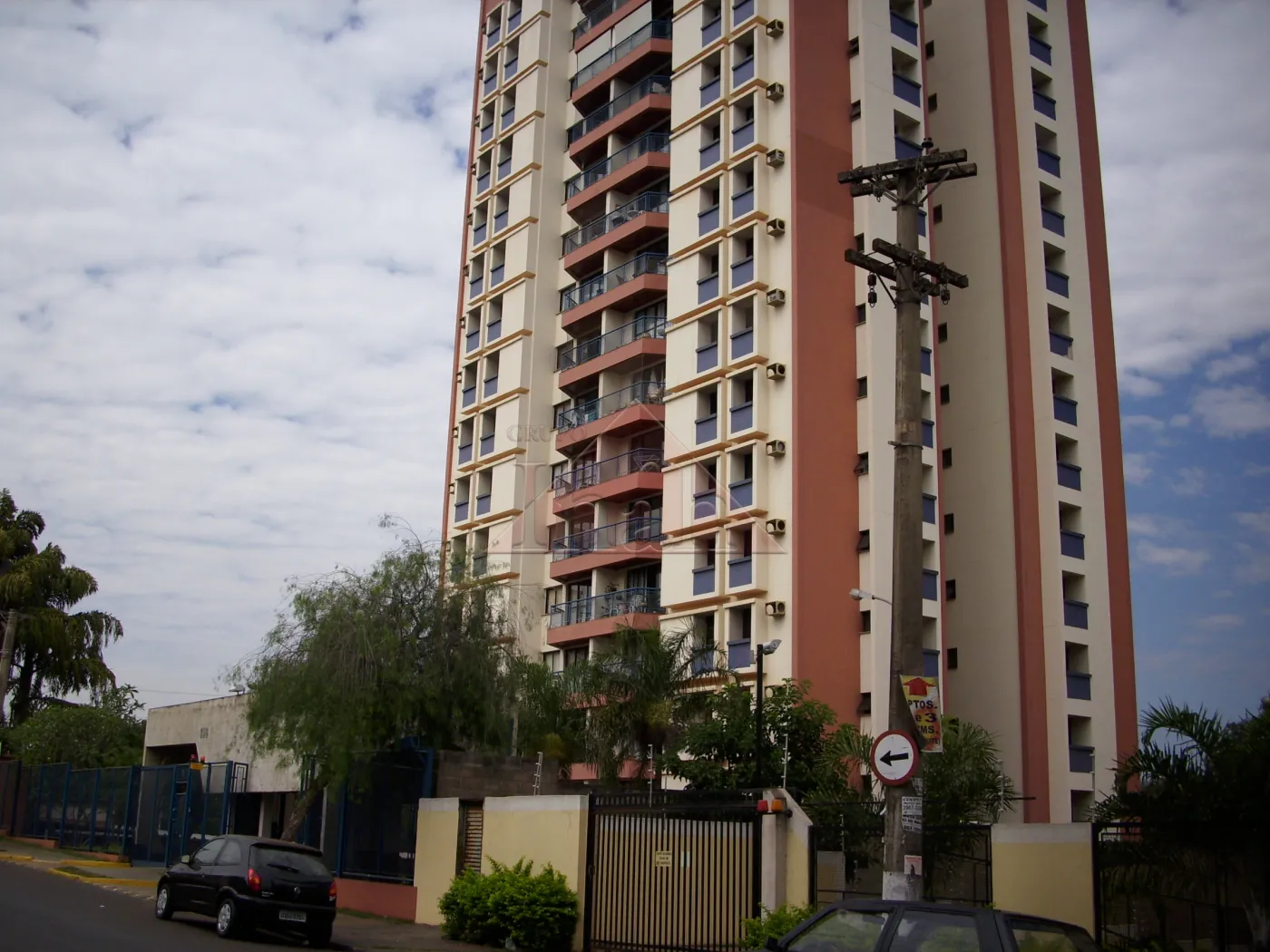 Alugar Apartamentos / Apartamento em Ribeirão Preto R$ 1.250,00 - Foto 2