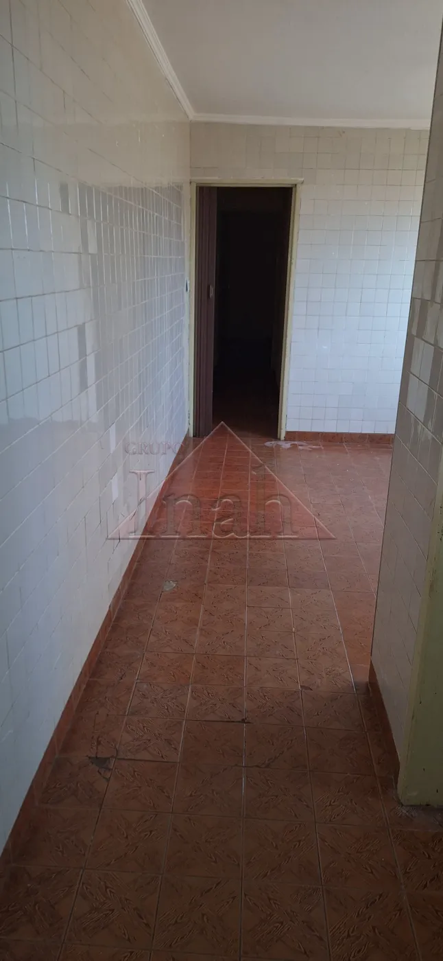 Alugar Casas / Casa em Ribeirão Preto R$ 1.100,00 - Foto 8
