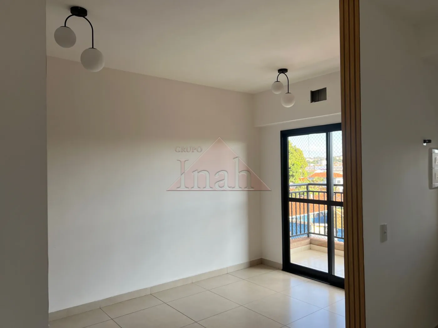 Alugar Apartamentos / Apartamento em Ribeirão Preto R$ 1.500,00 - Foto 2