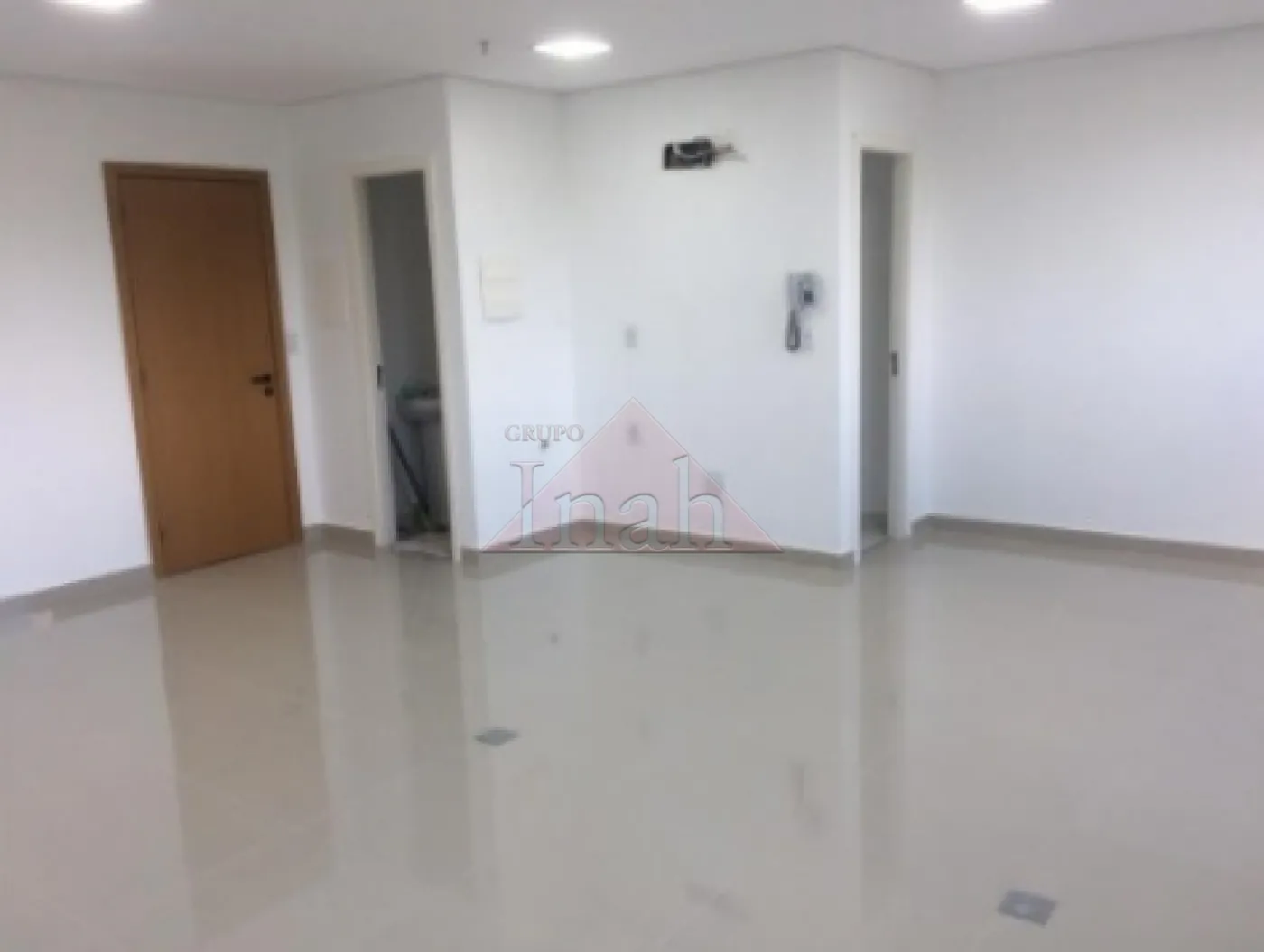 Alugar Comerciais / Sala em Ribeirão Preto R$ 2.500,00 - Foto 1