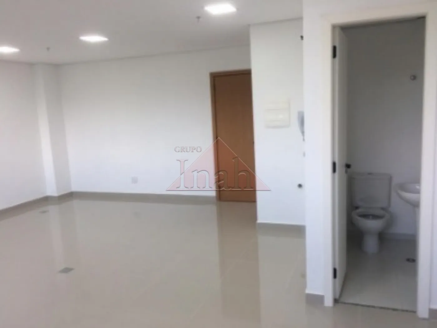 Alugar Comerciais / Sala em Ribeirão Preto R$ 2.500,00 - Foto 3