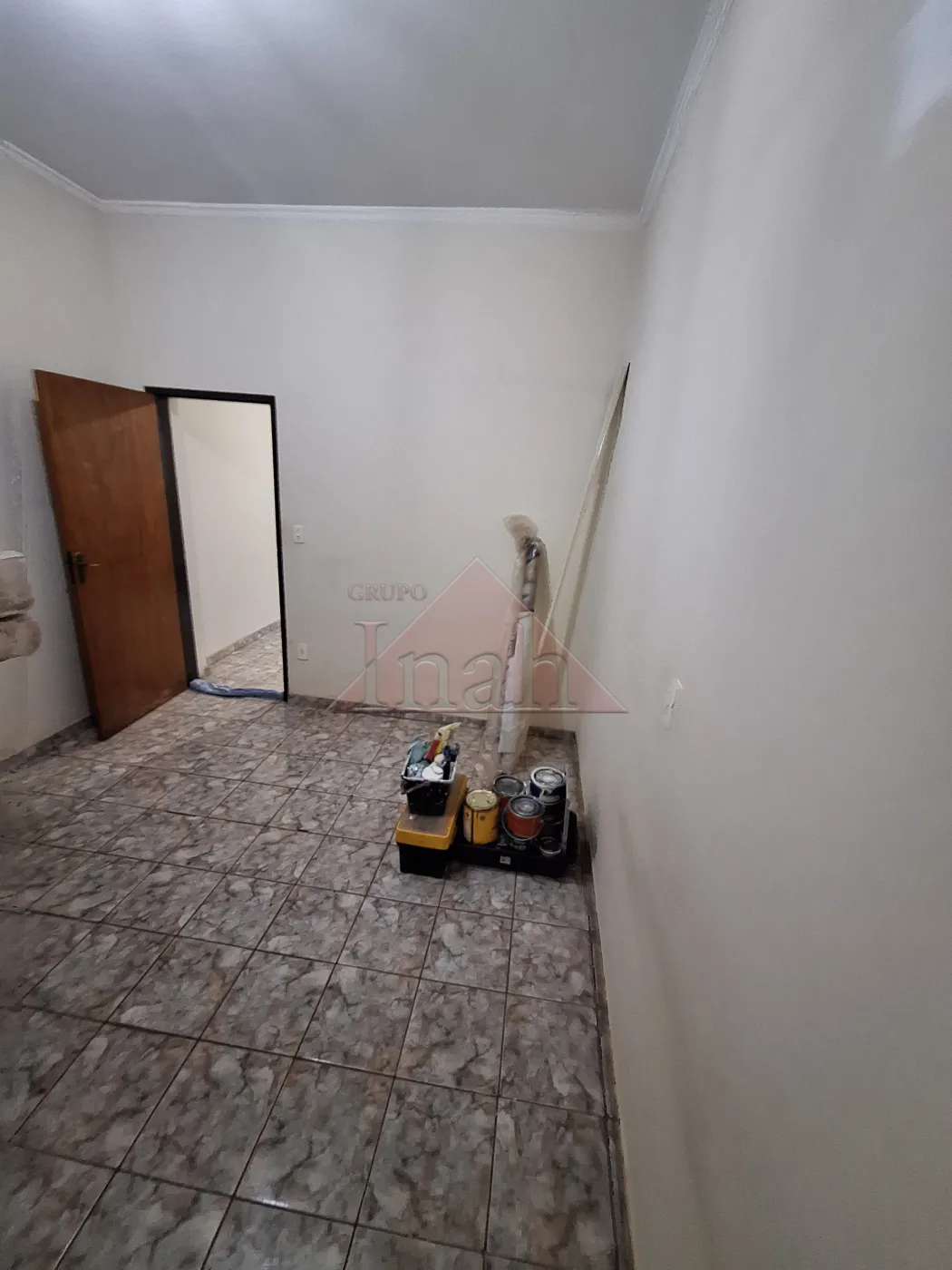 Alugar Casas / CASA RESIDENCIAL em Ribeirão Preto R$ 1.100,00 - Foto 2