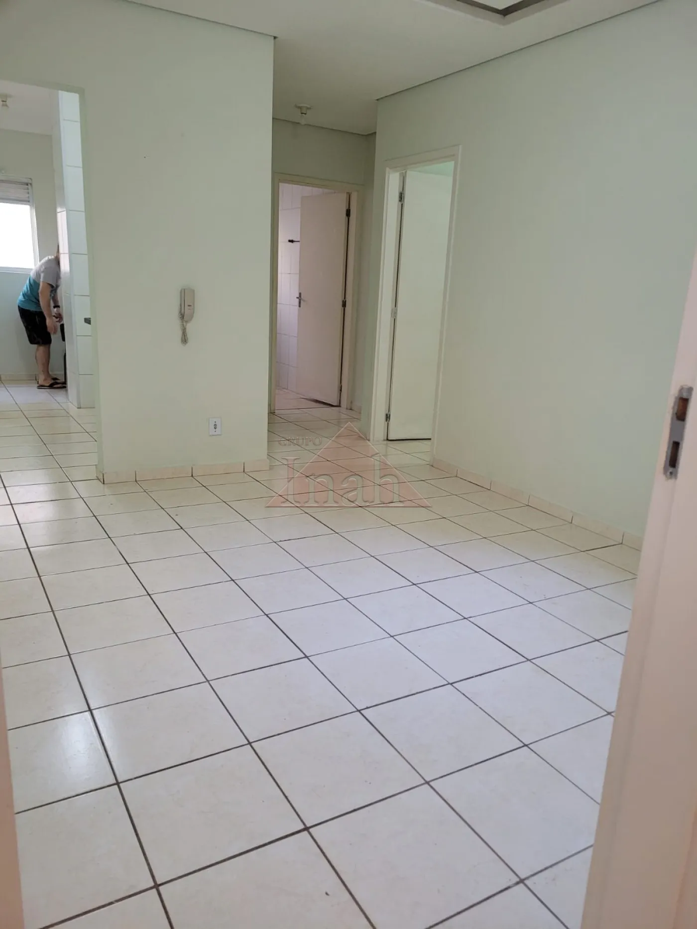 Alugar Apartamentos / Apartamento em Ribeirão Preto R$ 800,00 - Foto 18