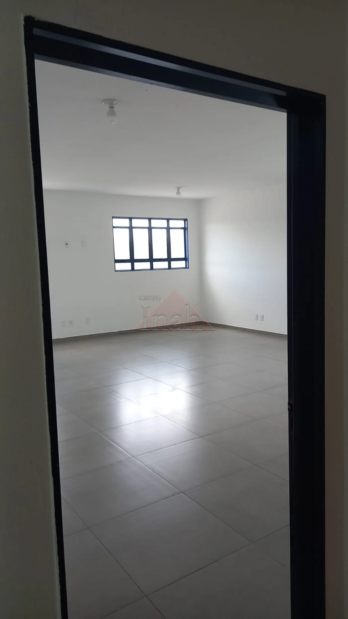 Alugar Comerciais / Sala em Ribeirão Preto R$ 1.300,00 - Foto 5