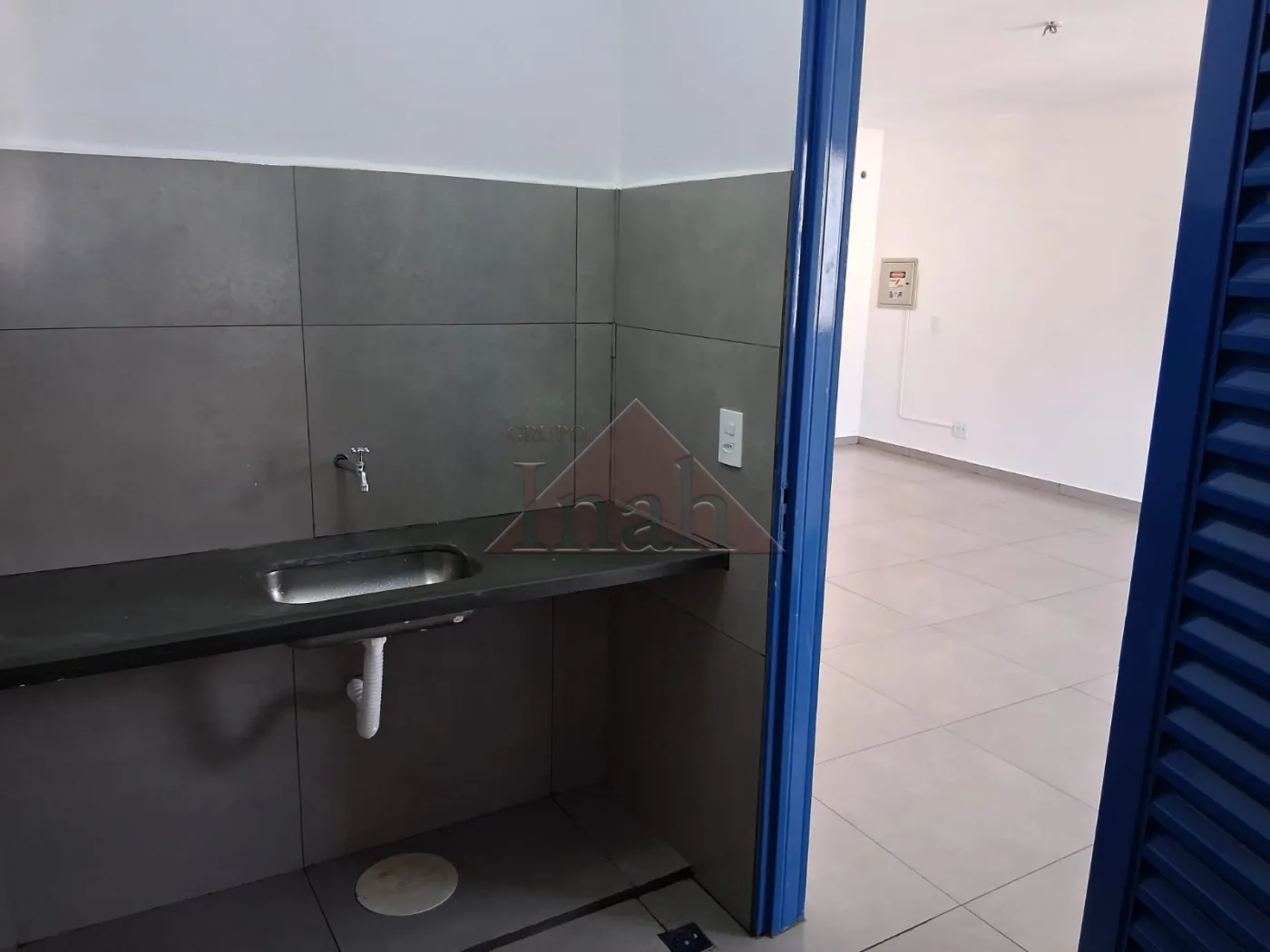 Alugar Comerciais / Salão em Ribeirão Preto R$ 11.200,00 - Foto 4