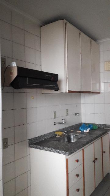 Alugar Apartamentos / Apartamento em Ribeirão Preto R$ 600,00 - Foto 8