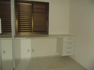 Alugar Apartamentos / Apartamento em Ribeirão Preto R$ 1.600,00 - Foto 8