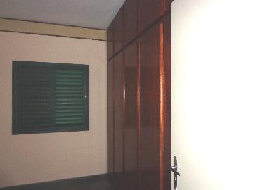 Alugar Apartamentos / Apartamento em Ribeirão Preto R$ 750,00 - Foto 3