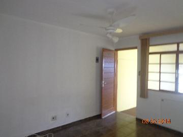 Alugar Casas / Casa em Ribeirão Preto R$ 900,00 - Foto 1