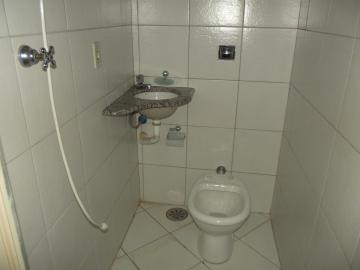 Alugar Apartamentos / Apartamento em Ribeirão Preto R$ 700,00 - Foto 9