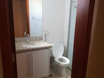 Alugar Apartamentos / Apartamento em Ribeirão Preto R$ 700,00 - Foto 2