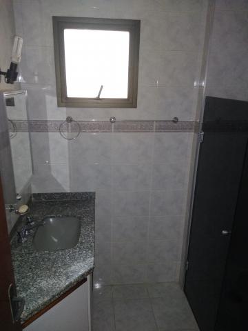 Alugar Apartamentos / Apartamento em Ribeirão Preto R$ 800,00 - Foto 11