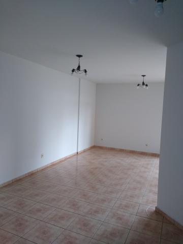Alugar Apartamentos / Apartamento em Ribeirão Preto R$ 800,00 - Foto 3