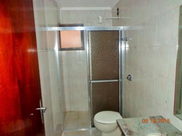 Apartamentos / Apartamento em Ribeirão Preto Alugar por R$1.000,00