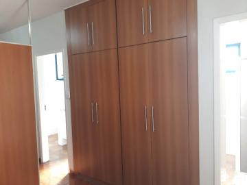 Alugar Apartamentos / Apartamento em Ribeirão Preto R$ 750,00 - Foto 4