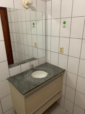 Alugar Apartamentos / Apartamento em Ribeirão Preto R$ 800,00 - Foto 16