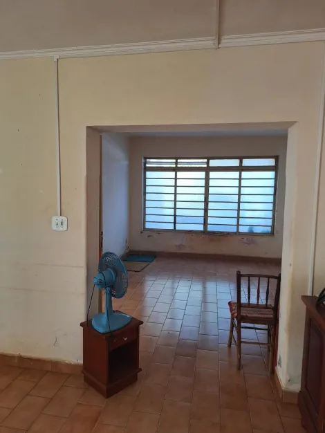Alugar Casas / Casa em Ribeirão Preto R$ 800,00 - Foto 8