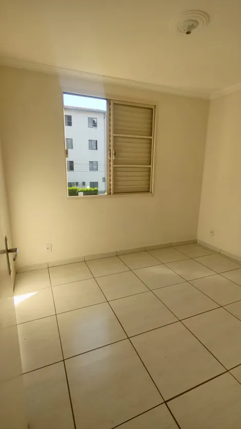 Alugar Apartamentos / Apartamento em Ribeirão Preto R$ 800,00 - Foto 6
