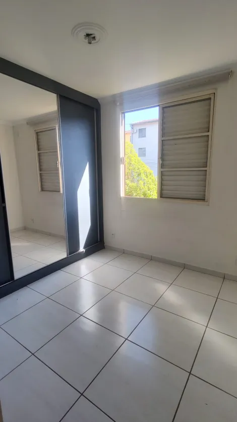 Alugar Apartamentos / Apartamento em Ribeirão Preto R$ 800,00 - Foto 10