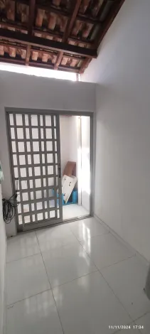 Casas / Casa em Ribeirão Preto Alugar por R$1.200,00