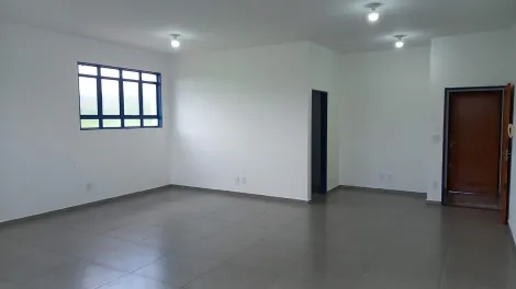 Comerciais / Sala em Ribeirão Preto Alugar por R$1.300,00